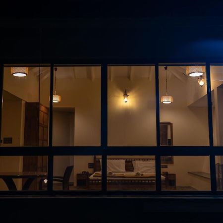 Rajlok Resorts Pune Eksteriør billede